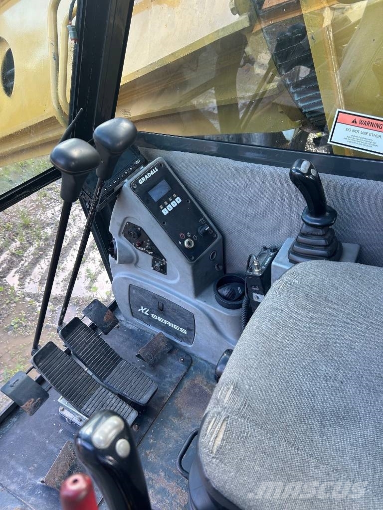 Gradall XL 5200 III Polovni specijalni bageri