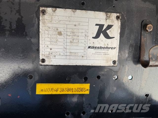 Kässbohrer XS maxima Naczepy firanki
