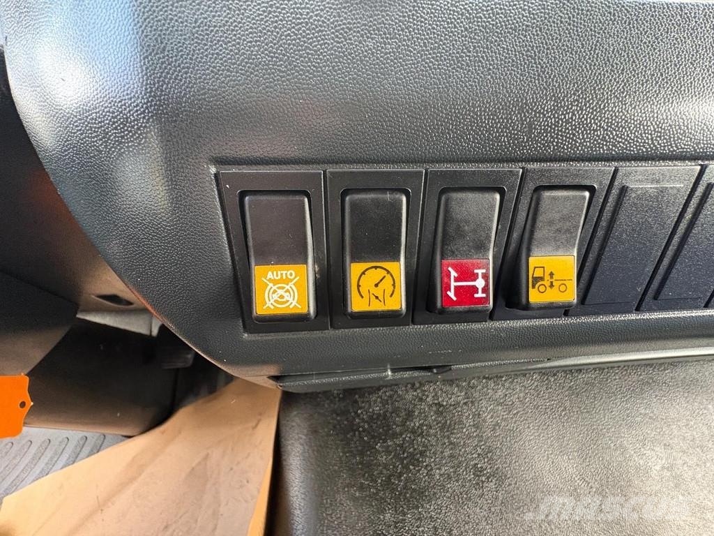 MAN L2000 + manual + low km 厢式货车