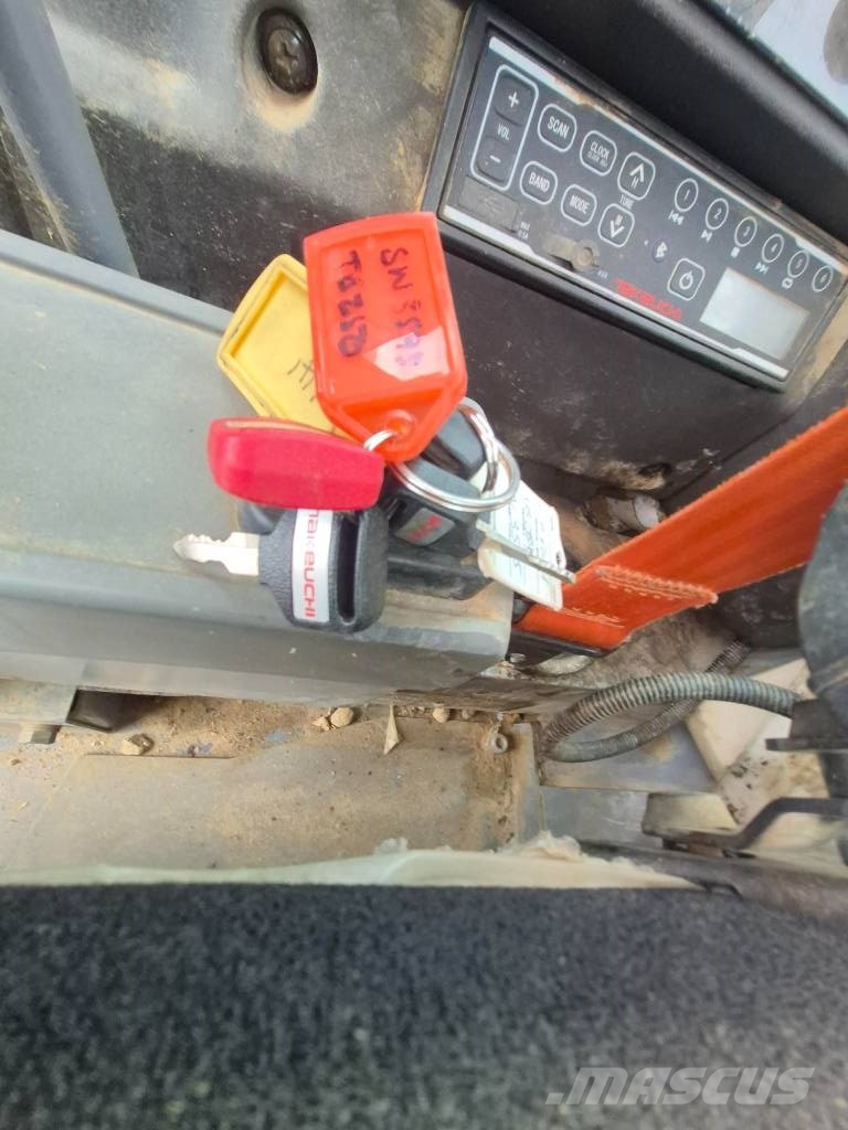 Takeuchi TB250-2 حفارات صغيرة أقل من 7 طن (حفارات صغيرة)