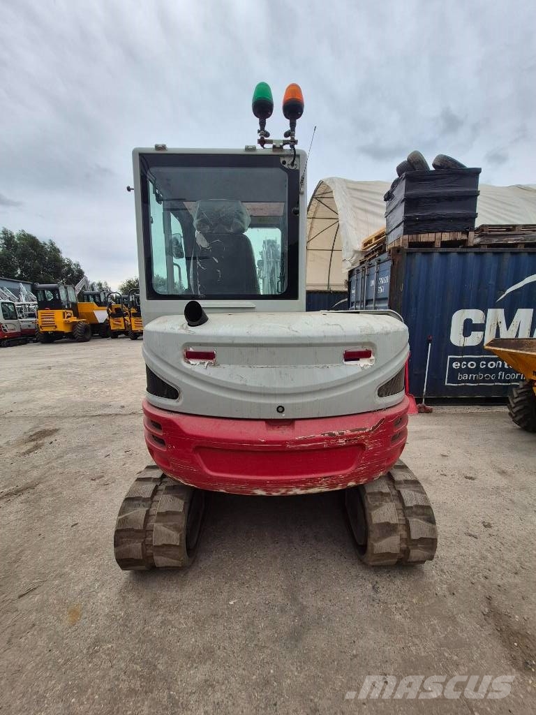 Takeuchi TB250-2 حفارات صغيرة أقل من 7 طن (حفارات صغيرة)