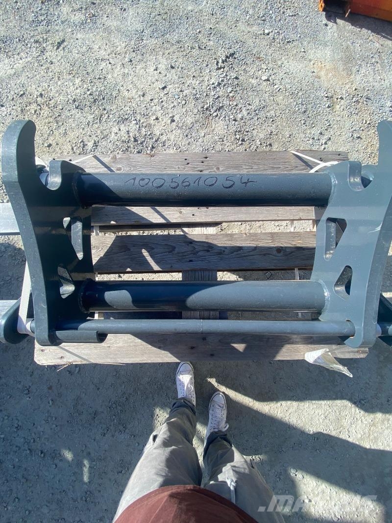 Saphir Adapter Liebherr auf Manitou Інше обладнання