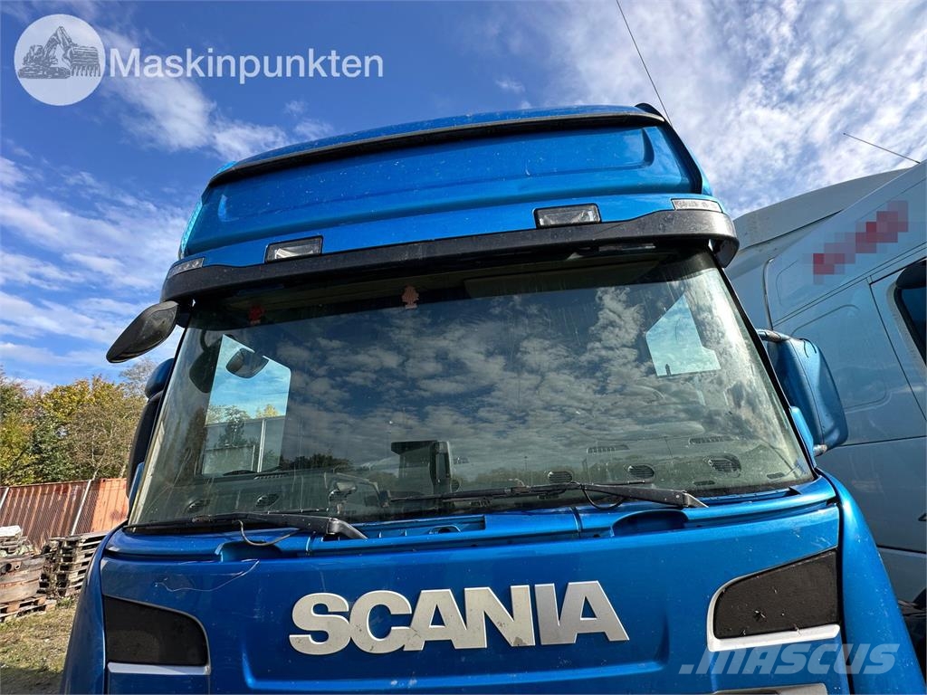 Scania R490LA6X2/4MNB 牵引车