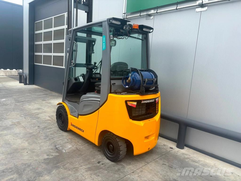 Jungheinrich TFG320s Heftruck LPG 지게차