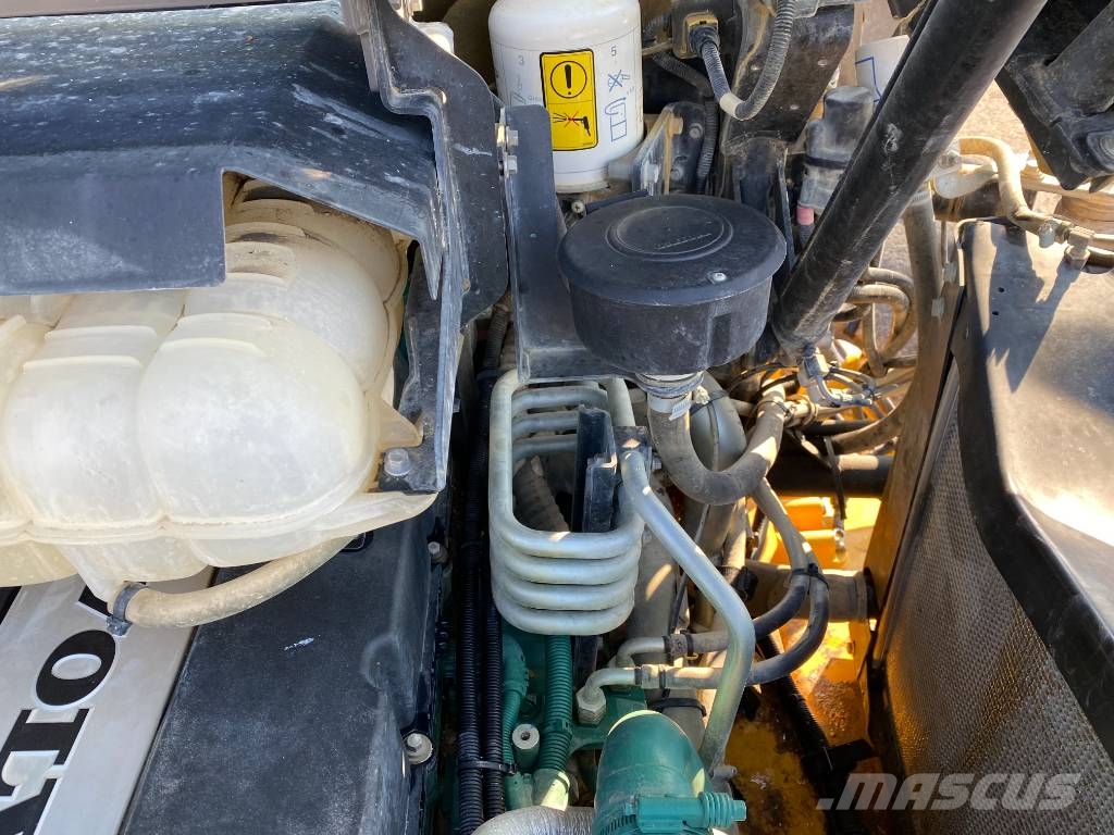 Volvo A30G -1er Main / Certificat CE endommagé Wozidła przegubowe