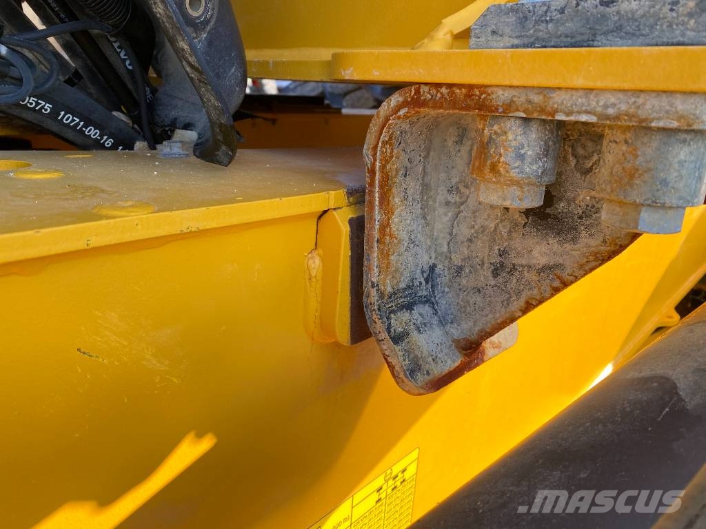 Volvo A30G -1er Main / Certificat CE endommagé Wozidła przegubowe
