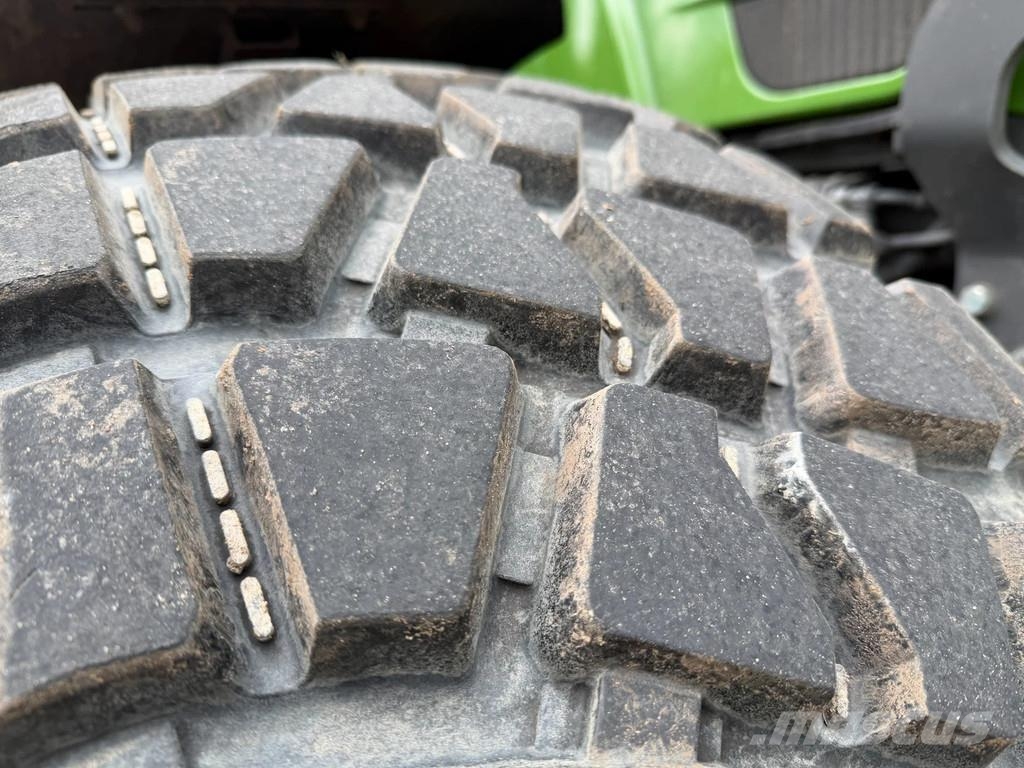 Fendt 211 Vario 211 vario الجرارات