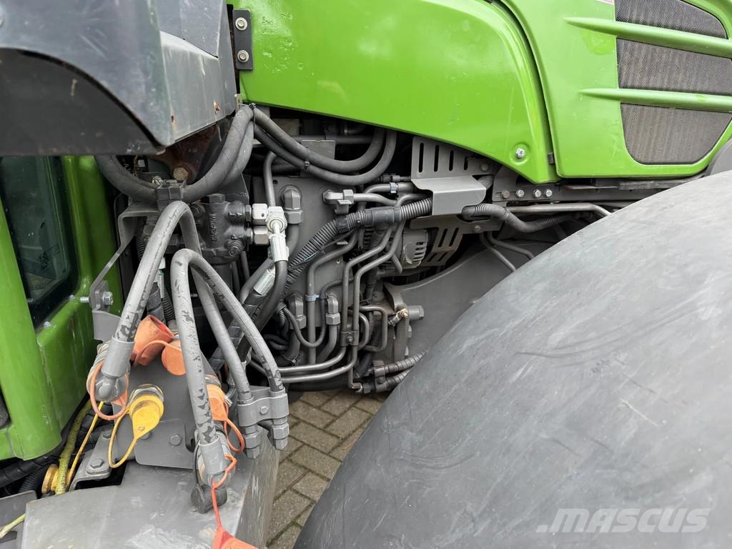 Fendt 211 Vario 211 vario الجرارات
