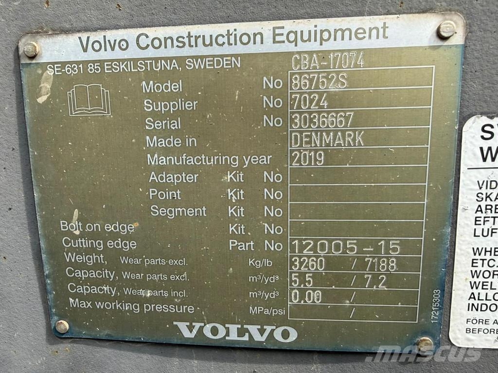 Volvo L180H لوادر بعجل