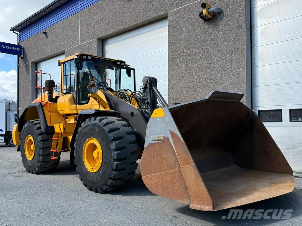 Volvo L180H لوادر بعجل