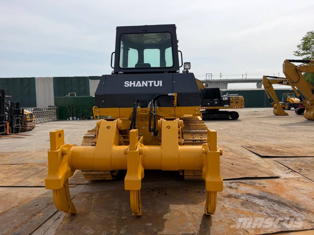 Shantui SD22 Crawler dozers