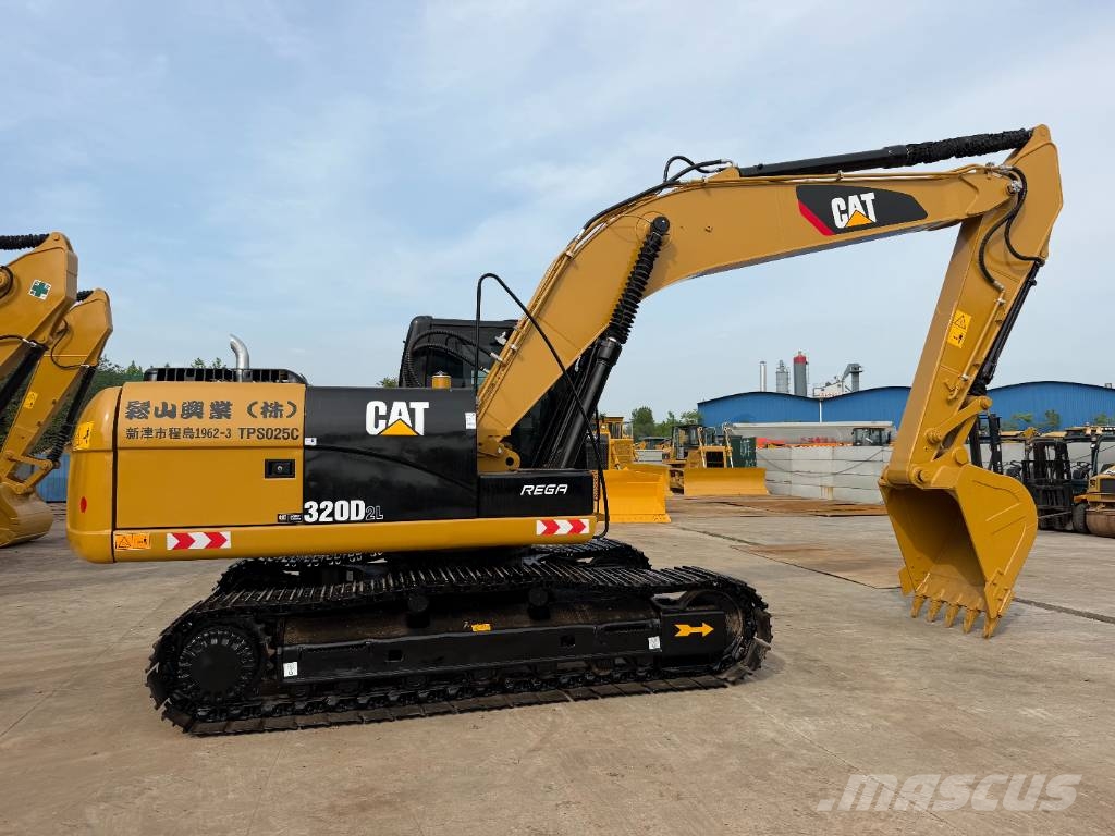 CAT 320D2L 履带挖掘机