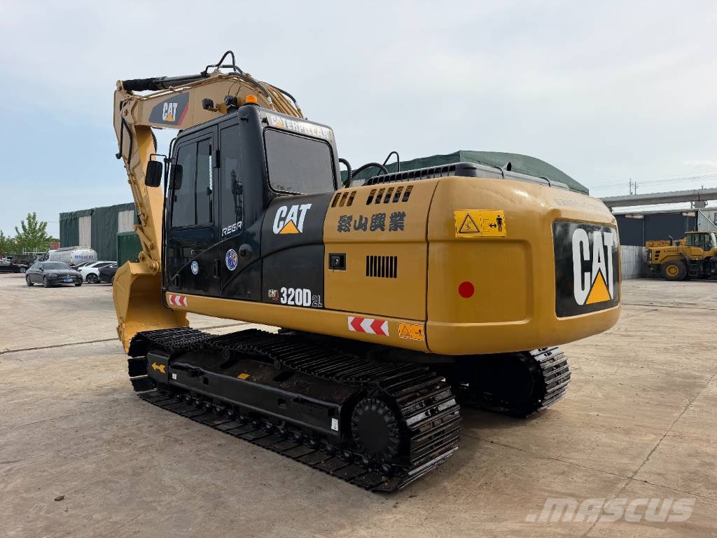 CAT 320D2L 履带挖掘机