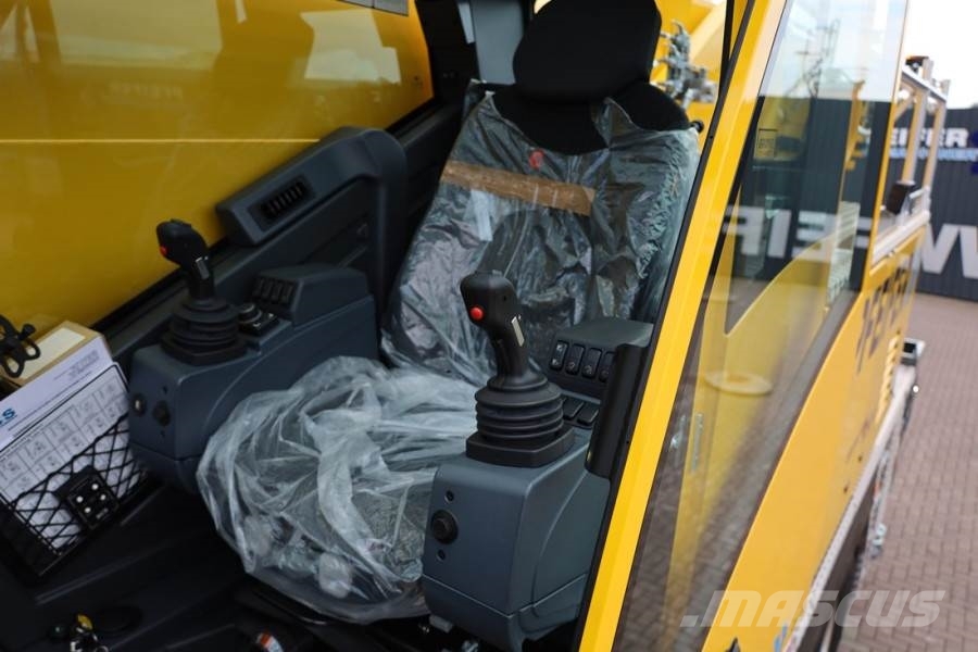 Grove GMK5250XL-1 Available For Rent, Dutch Registration Visurgājēji celtņi