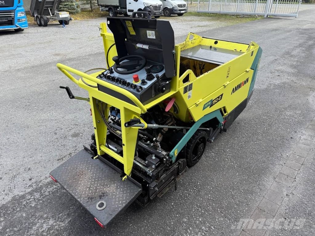 Ammann AFW 150-2 小型アスファルト機械