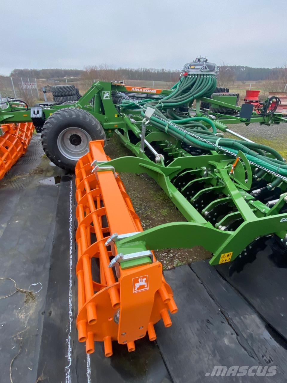 Amazone Catros + 9003-2TX Gülle neu Tanierové brány