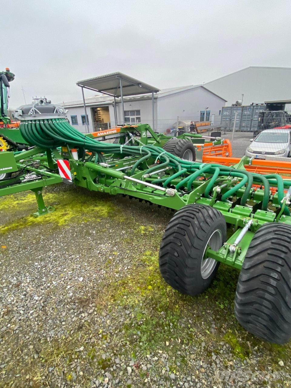 Amazone Catros + 9003-2TX Gülle neu Tanierové brány