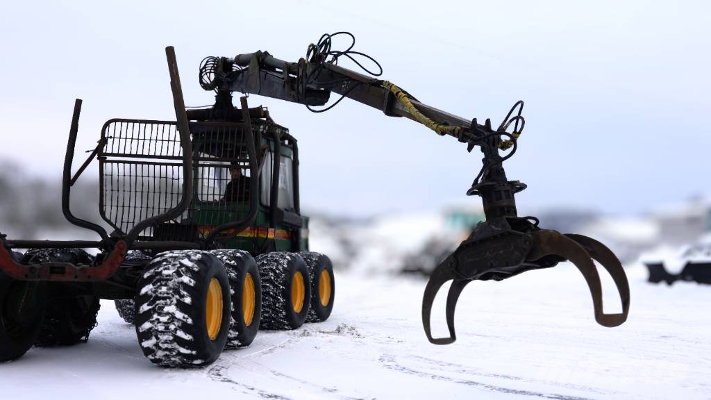 MINI BRUNETT FMG F678 / FXN579 Forwarder