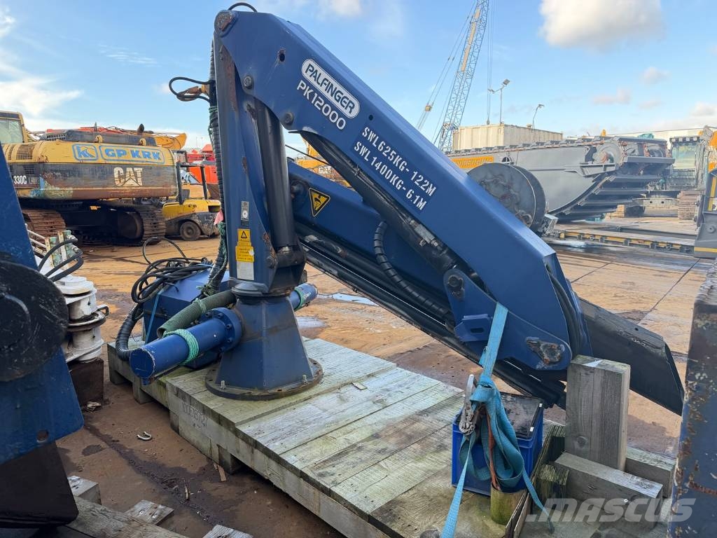 Palfinger PK 12000 Iekrāvēju krāni