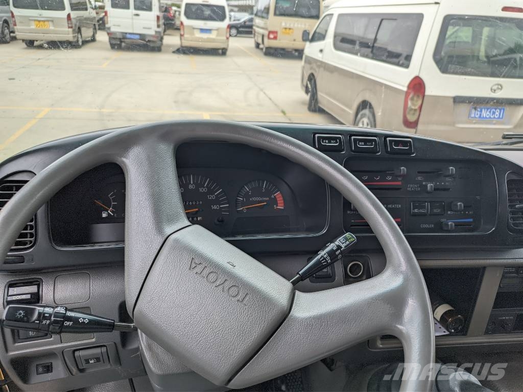 Toyota Coaster Bus Mikroautobusai