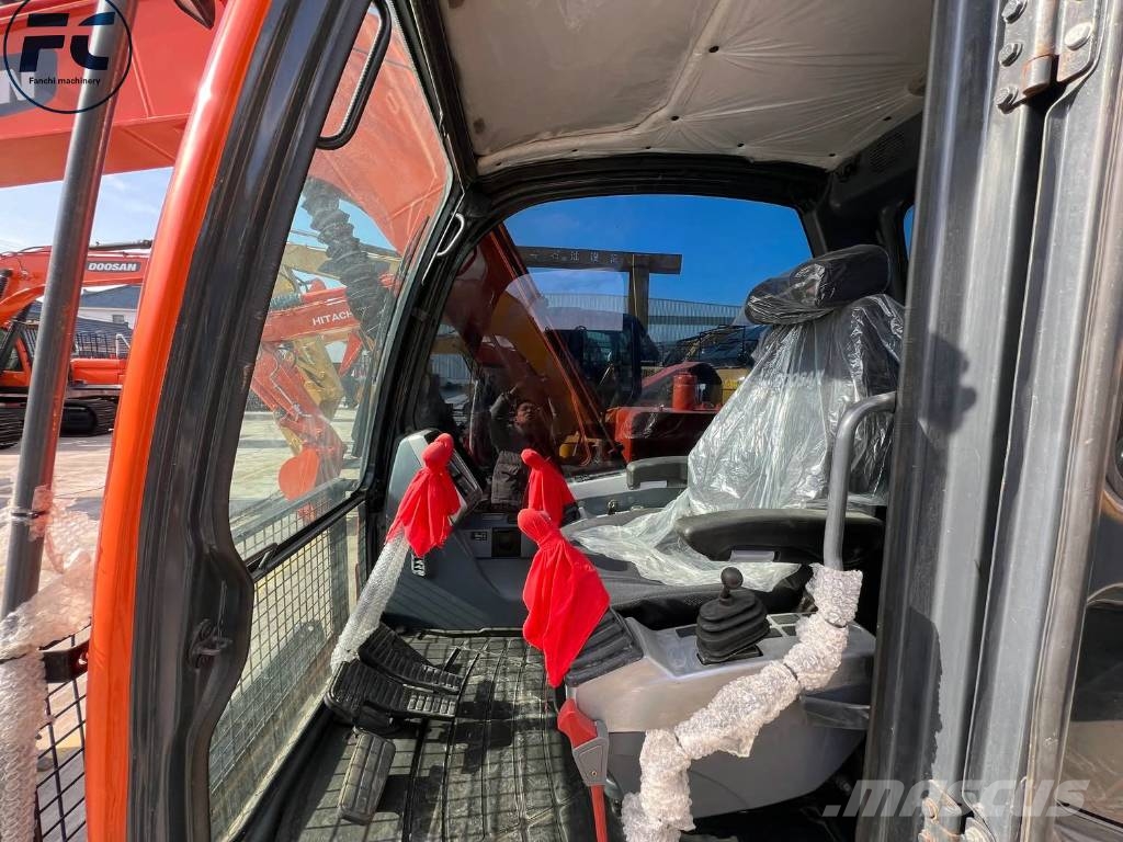 Doosan DX 75-9 C 大型油圧ショベル12t以上（パワーショベル・ユンボ）