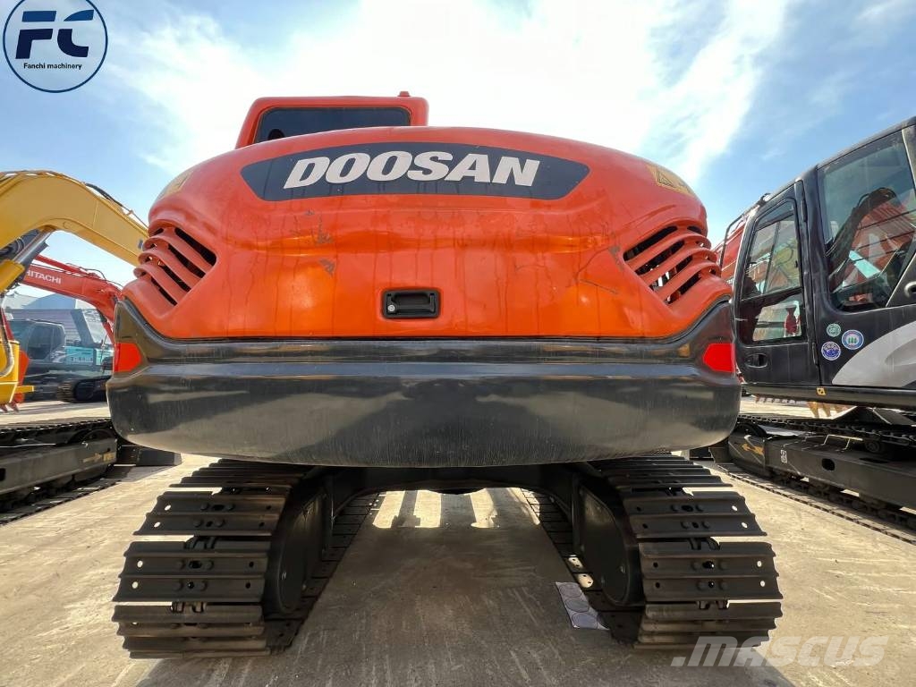 Doosan DX 75-9 C 大型油圧ショベル12t以上（パワーショベル・ユンボ）