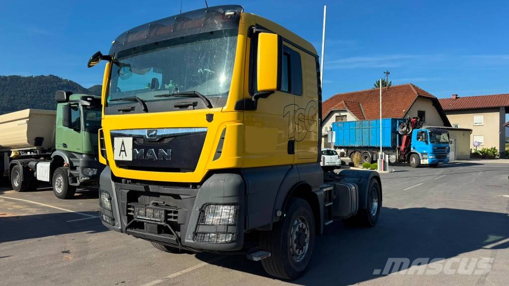MAN TGX 18.500 4X4 tractor unit - retarder - tipp.hydr وحدات الجر