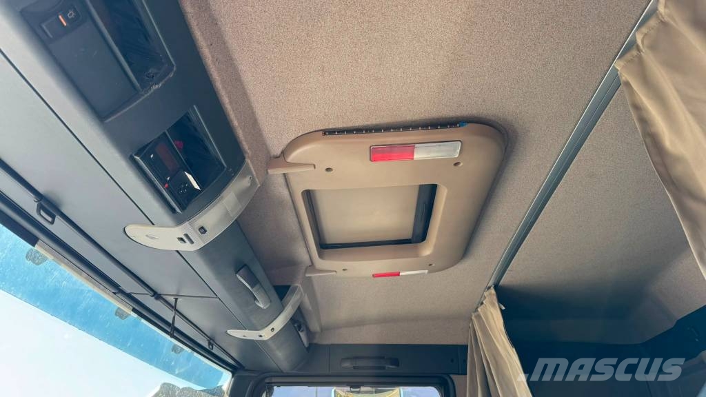 MAN TGX 18.500 4X4 tractor unit - retarder - tipp.hydr وحدات الجر