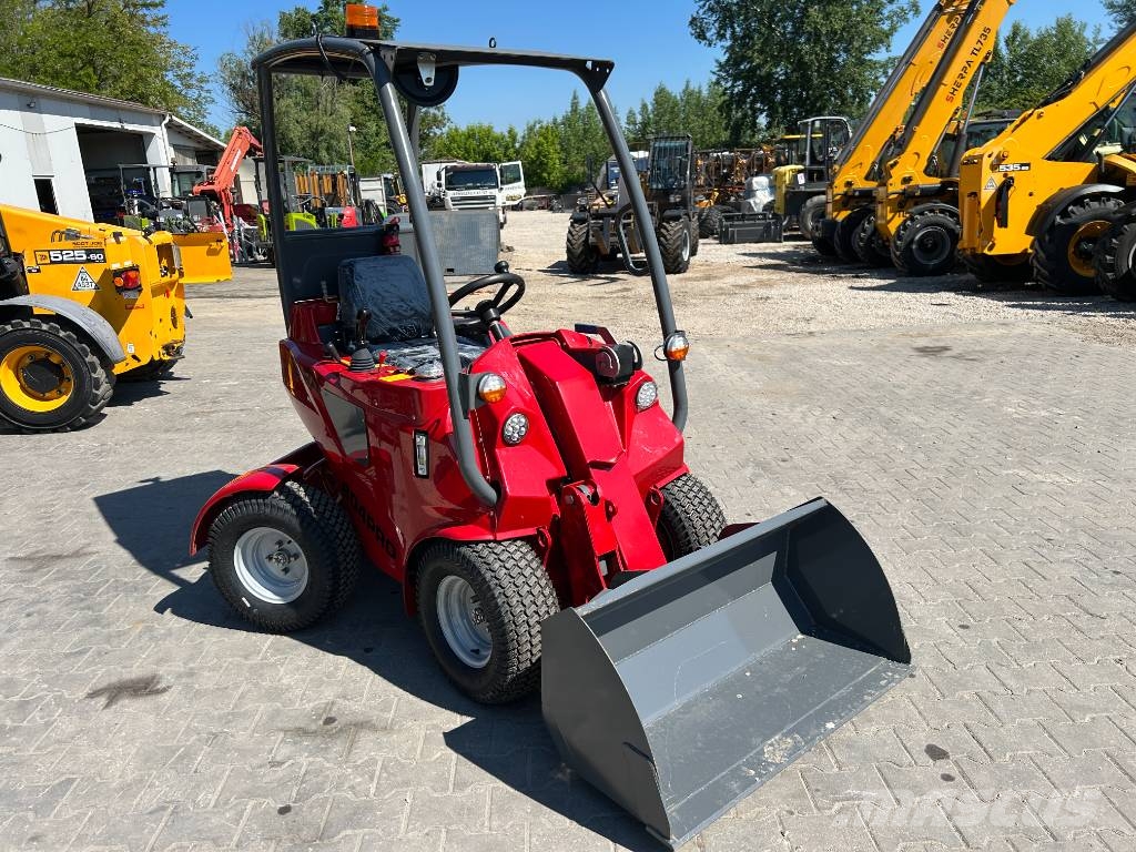 Sherpa 804 PRO Derékcsuklós Mini Rakodó Minilader