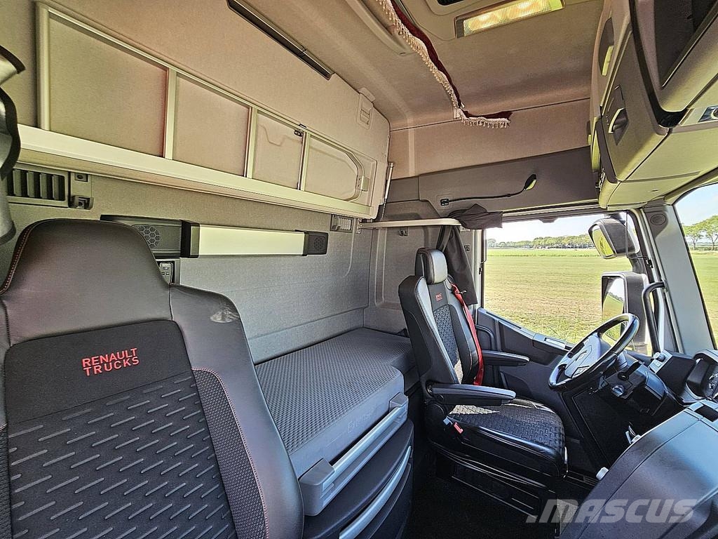 Renault T 480 13 LITER RETARDER 中古トラクターヘッド | トレーラーヘッド