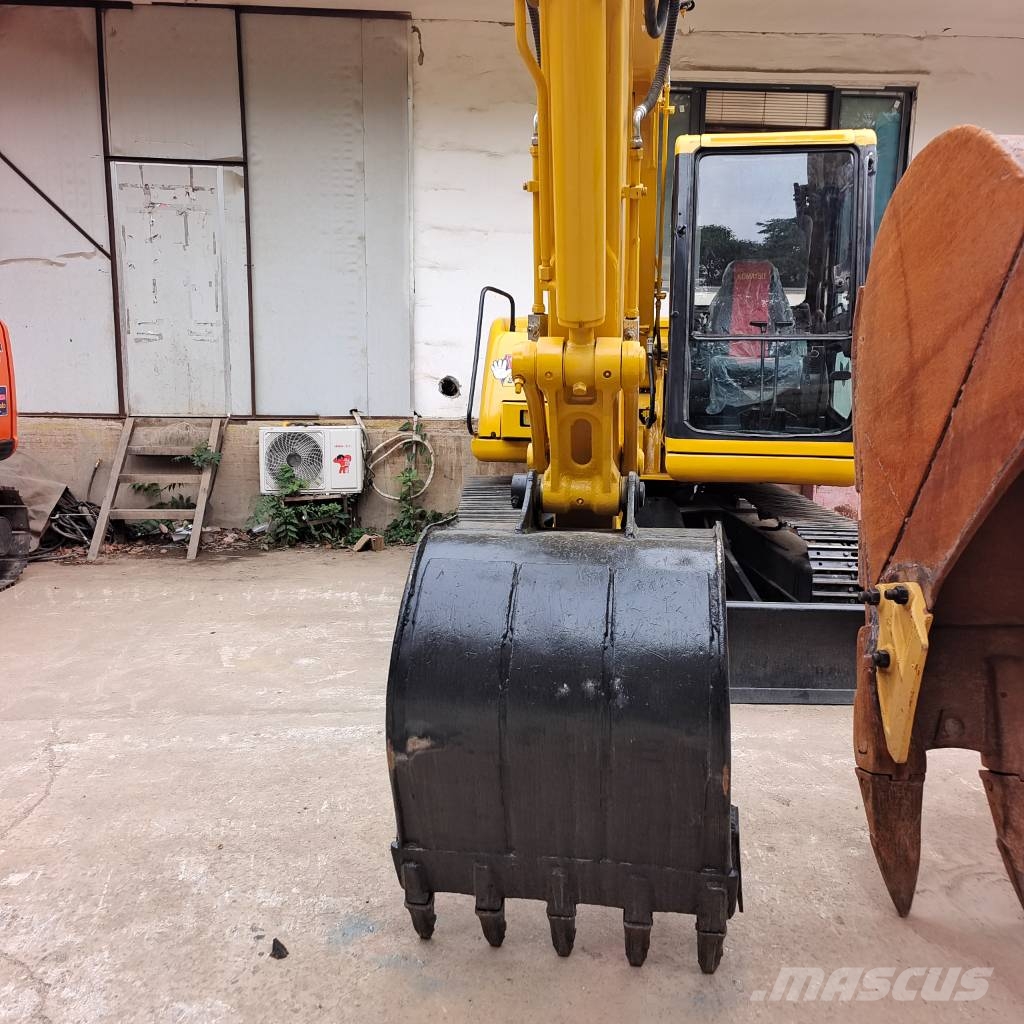 Komatsu PC60 - 28th Anniversary Promotion Price Wheel loaders