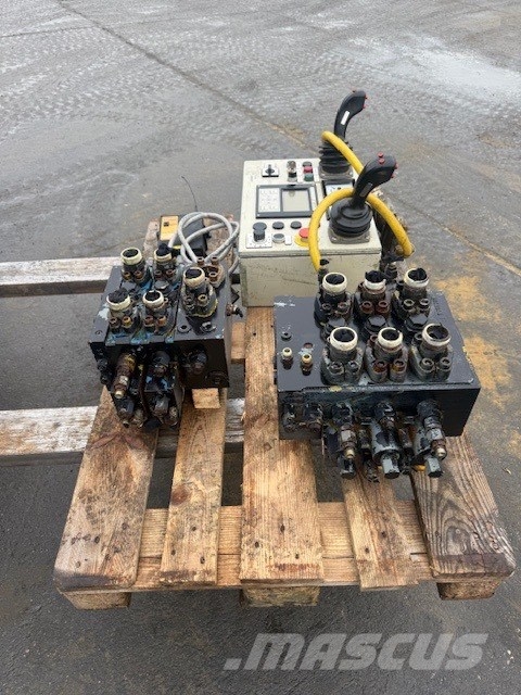 Wirth PB 50-15 USED HYDRAULIC VALVE+ JOYSTICK Drilling equipment accessories and spare parts