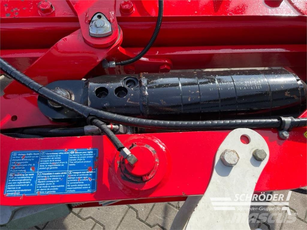 Pöttinger SERVO 45 S PLUS NOVA | 5 SCHAR 双向犁