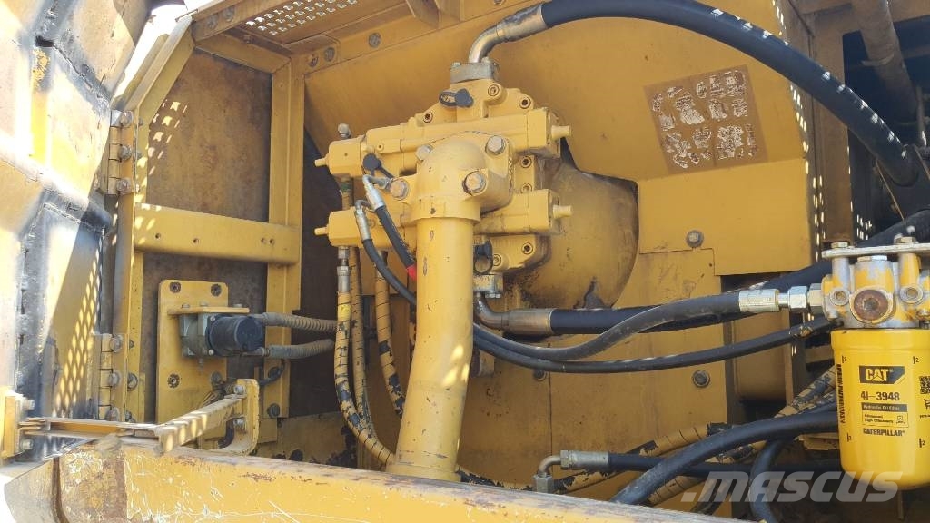 CAT 325 LN VA Lánctalpas kotrók