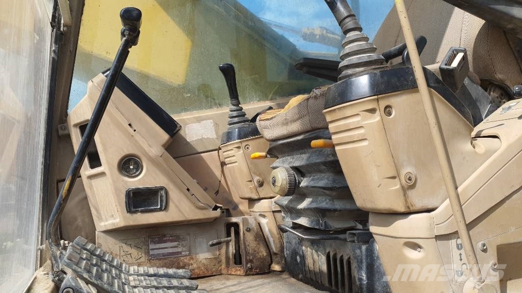 CAT 325 LN VA Lánctalpas kotrók