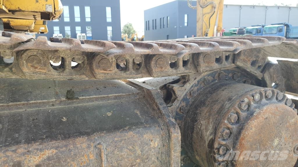 CAT 325 LN VA Lánctalpas kotrók
