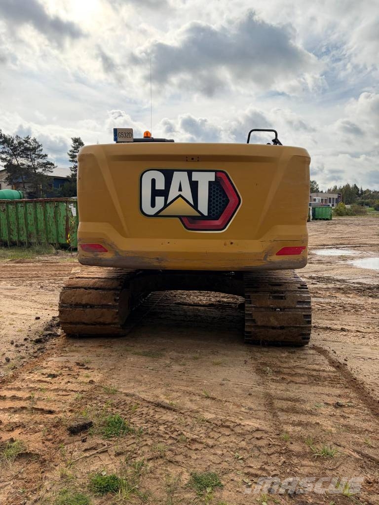 CAT 323 Vikšriniai ekskavatoriai
