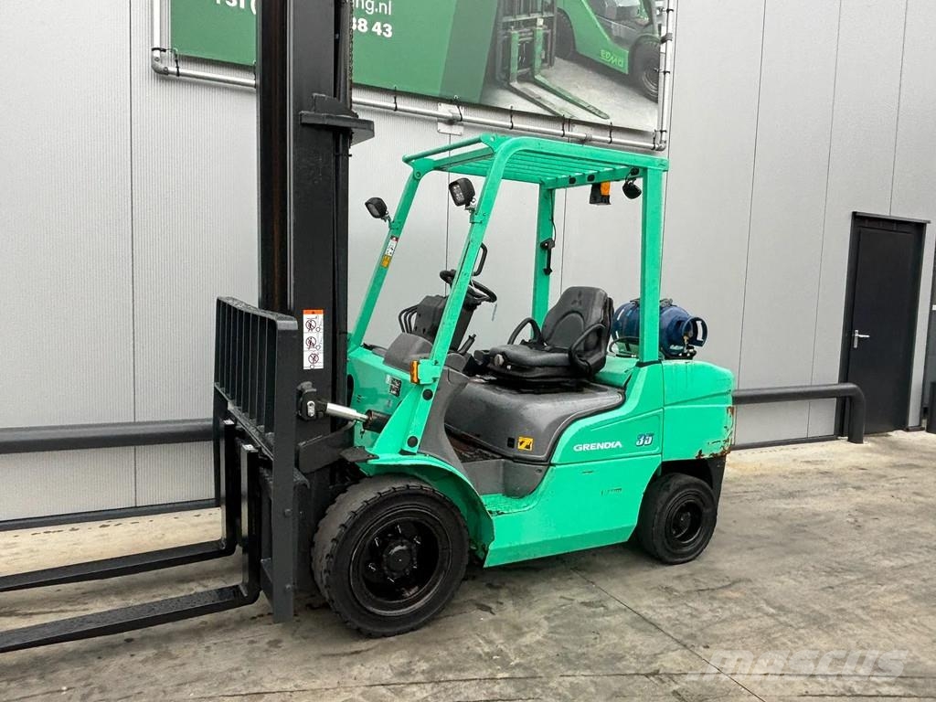 Mitsubishi FG35NT Heftruck LPG (dujiniai) krautuvai