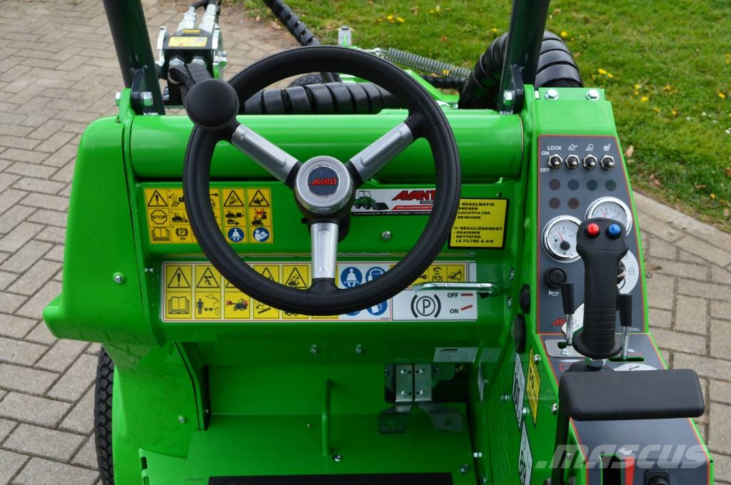 Avant 423 TDL Kniklader/Shovel Carregadores multiuso