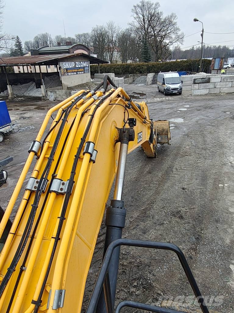 JCB JS 220 LC + T4F 大型油圧ショベル12t以上（パワーショベル・ユンボ）