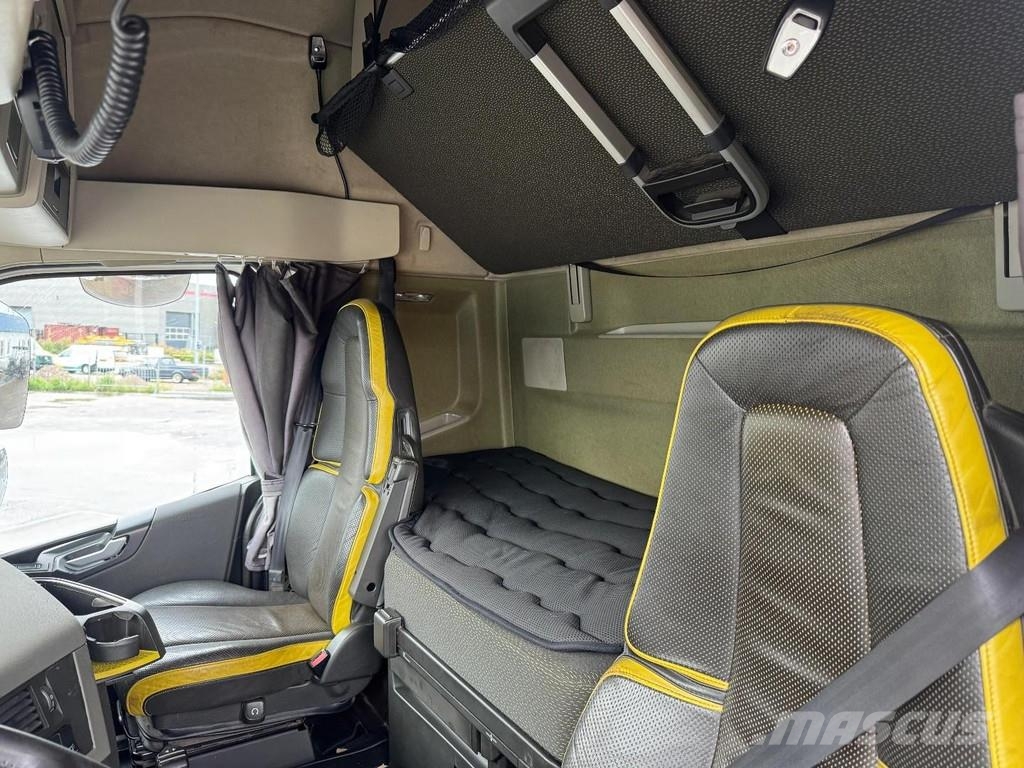 Volvo FH 16.750 8X4 - 180 TON - POWER STEERING - HYDRAUL Τράκτορες