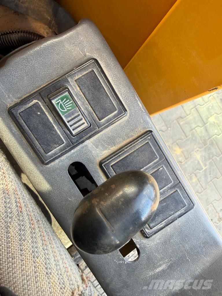 Volvo EC25 Mini excavators < 7t (Mini diggers)