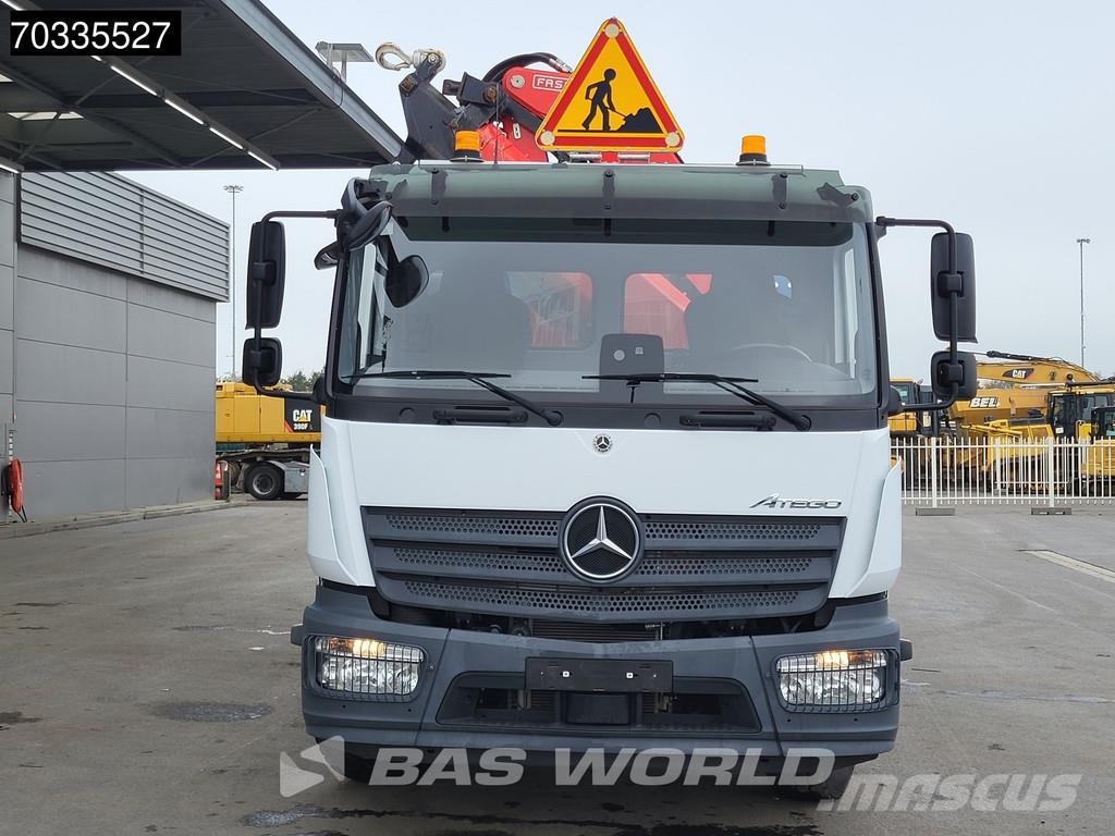 Mercedes-Benz Atego 1623 4X2 16tonner FASSI F135.2.22 E Crane Kr Platte bakwagens
