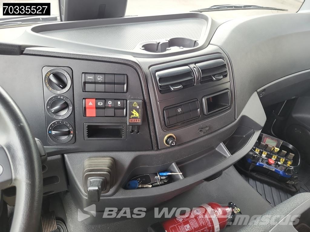 Mercedes-Benz Atego 1623 4X2 16tonner FASSI F135.2.22 E Crane Kr Platte bakwagens