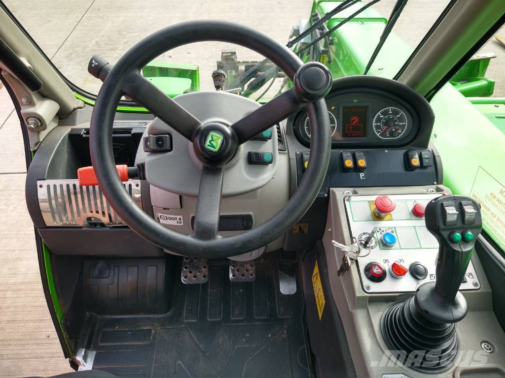 Merlo P38.13 (572) Teleskopiskie manipulatori