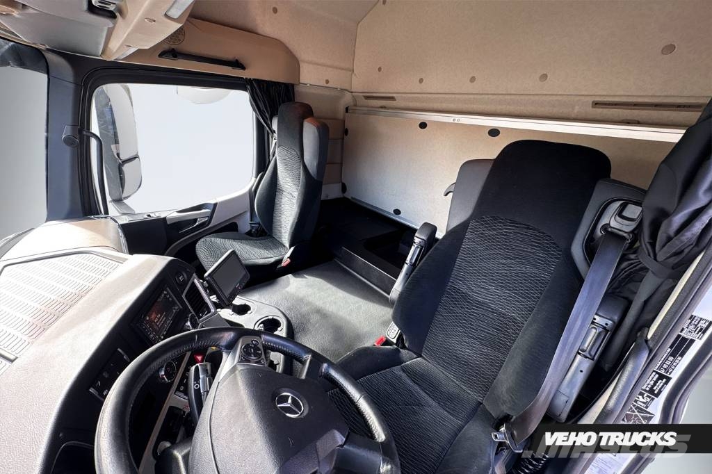 Mercedes-Benz Actros 1833 L 4x2 SKAB med ÖBS Sanduk kamioni