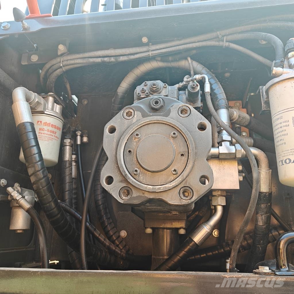 Volvo 480D Paletli ekskavatörler