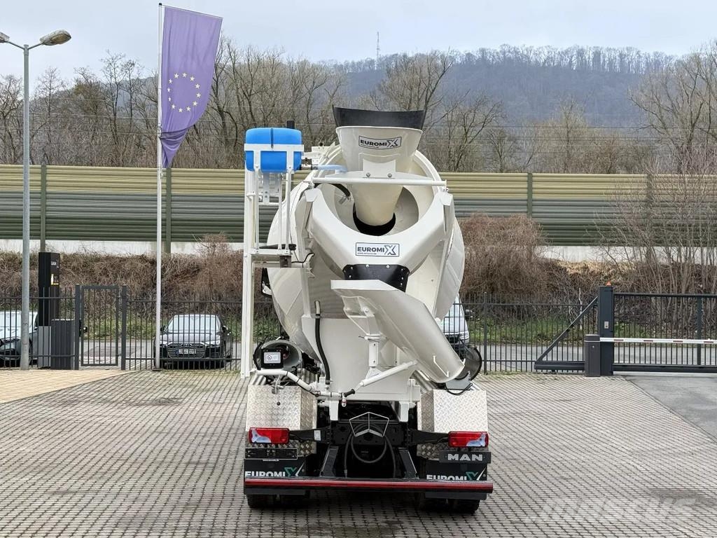 MAN TGS 32.440 TGS 32.440 8x4 / Euromix MTP EM 10 L ミキサー車