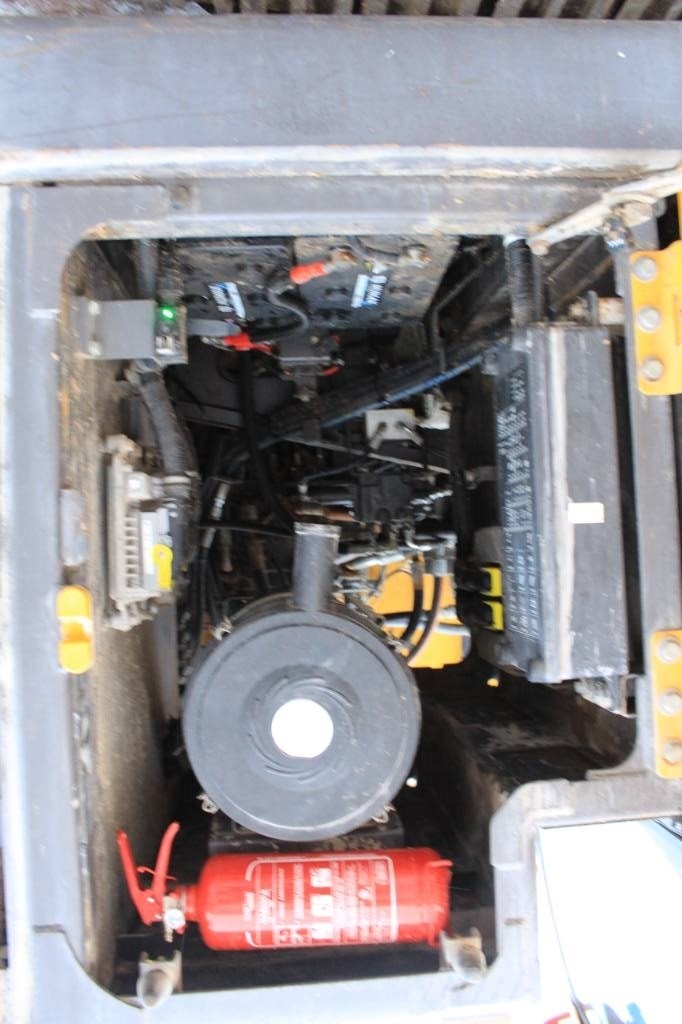 Volvo EC 220 E 履带挖掘机