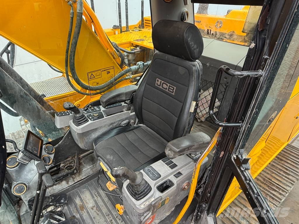 JCB 220X-LC - Quick Coupler / Automatic Greasing Excavadoras sobre orugas